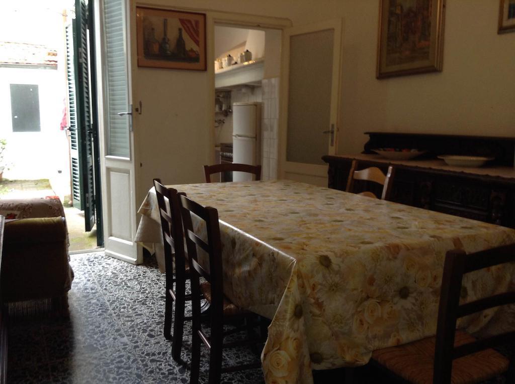 Casa Sara Viareggio Quarto foto